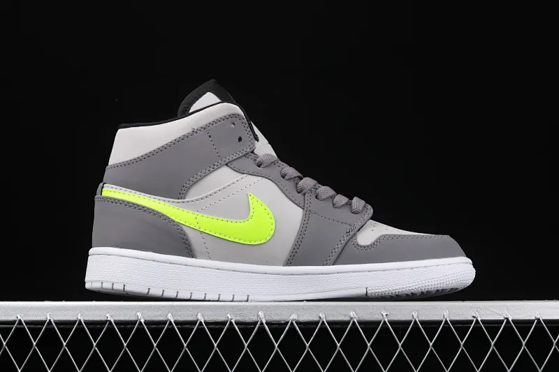 All categories Air Jordan Jordan series basketball shoes Air Jordan 1 Mid Air Jordan 1 Mid "Grey Volt" AJ1 Joe 1 neutral gray fluorescent yellow basketball shoes 554724-072